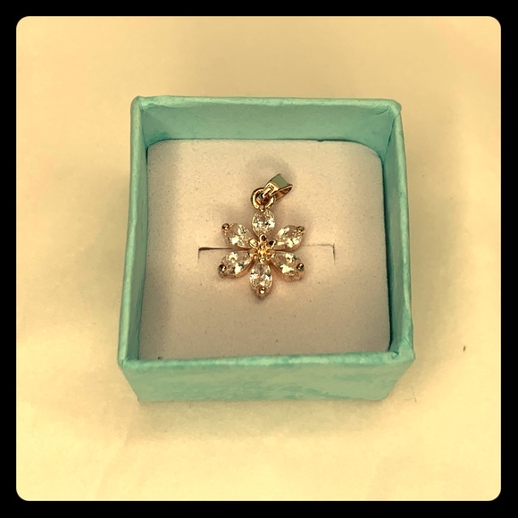 Flower Charm for necklace /Pendentif - Picture 1 of 2